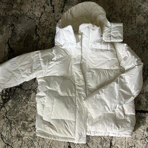 lululemon white puffer jacket wunderpuff